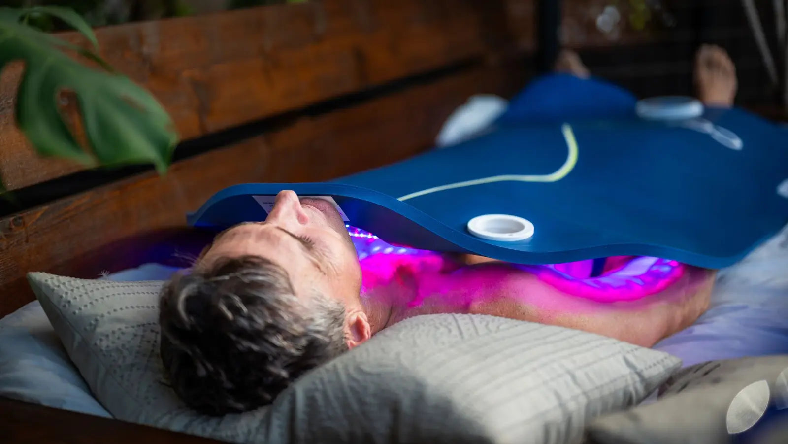 Utilizes Blue, Red & Near-Infrared Wavelenghts